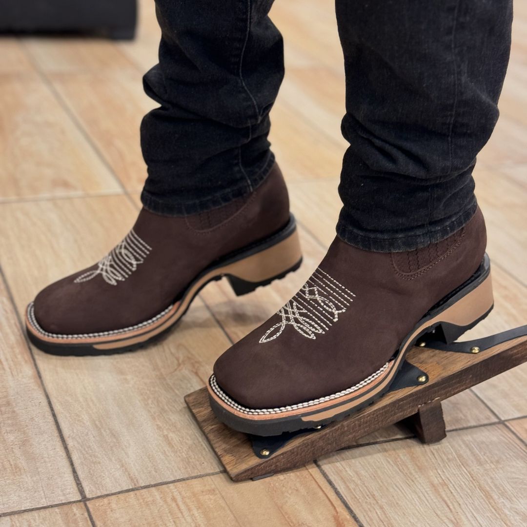 Classic Trail Boots