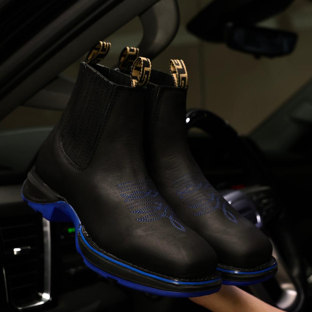 3D Lightweight Black Nobuck Leather Square Toe Boots