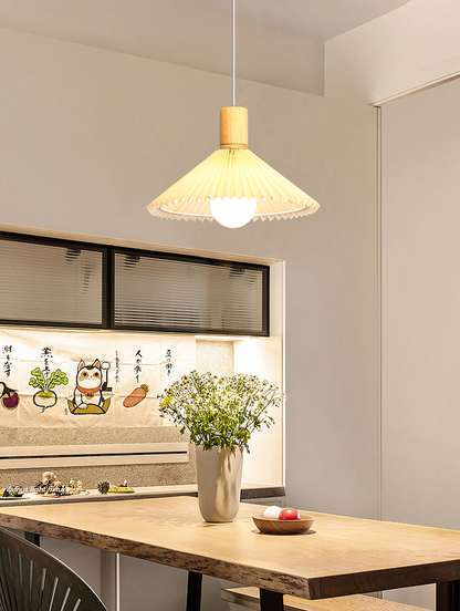 Borevia – Oak Pastoral Fabric Chandelier