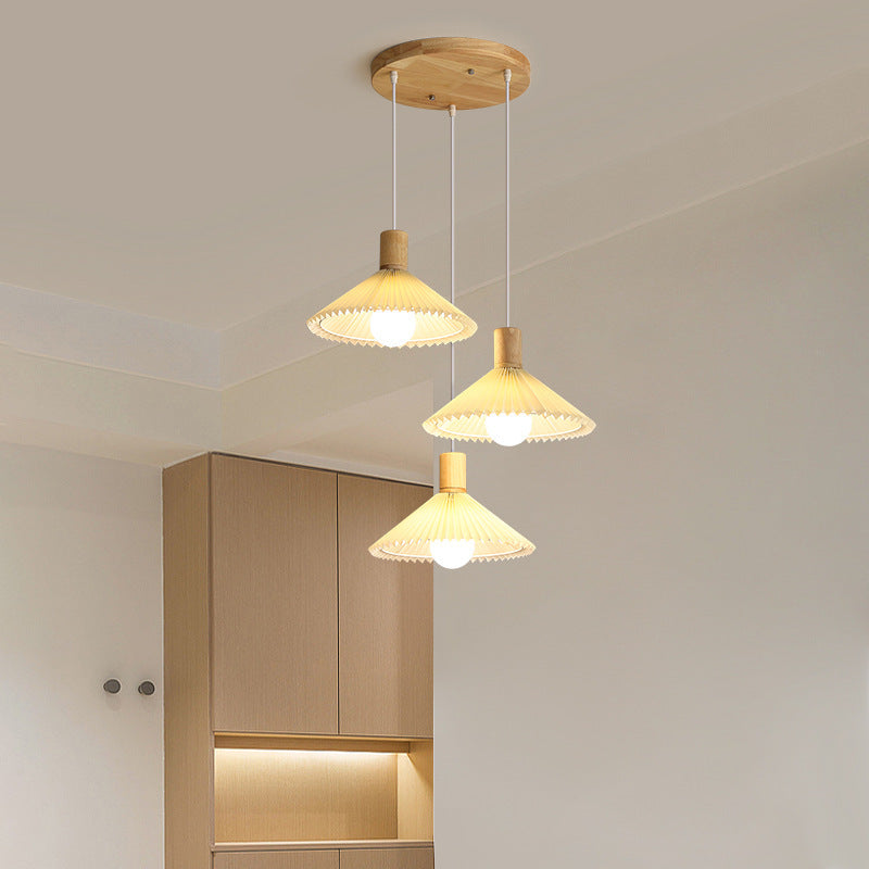 Borevia – Oak Pastoral Fabric Chandelier