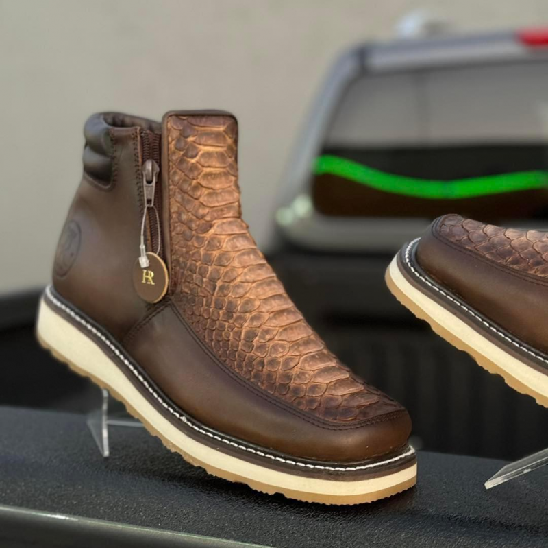 Frontier Stride Boots