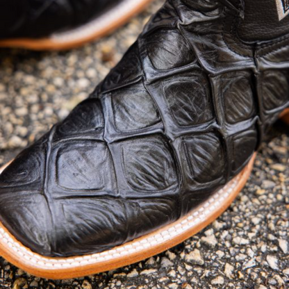 Print Rustic Background Black Square Toe Boots