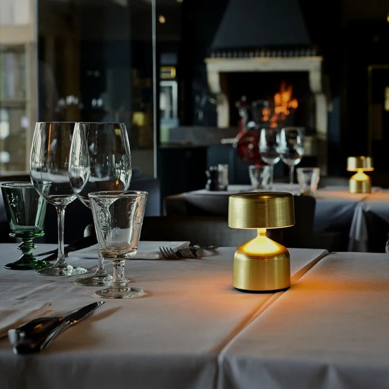 Auralis™ Tischleuchte