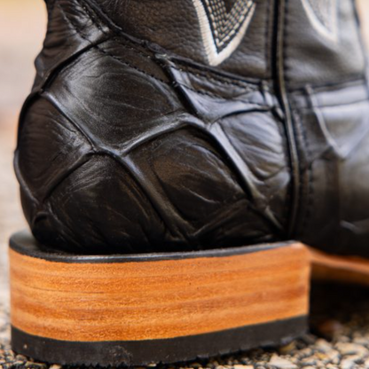 Print Rustic Background Black Square Toe Boots