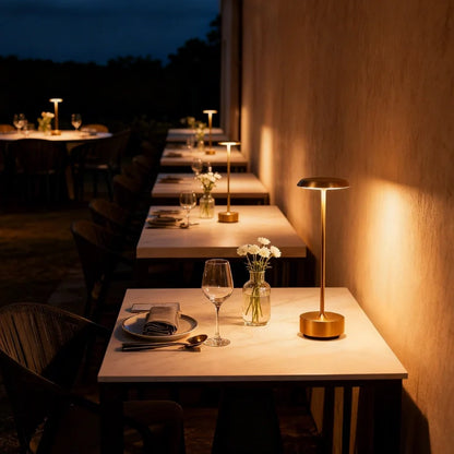 Luxora™ Tischlampe