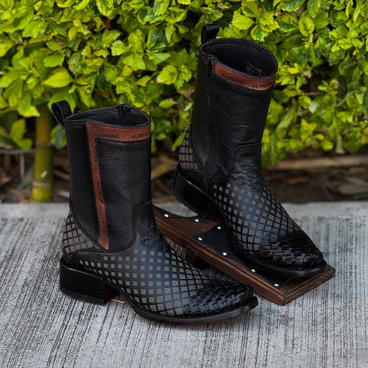 Whiskey Stride | Rivet Cristined Boots