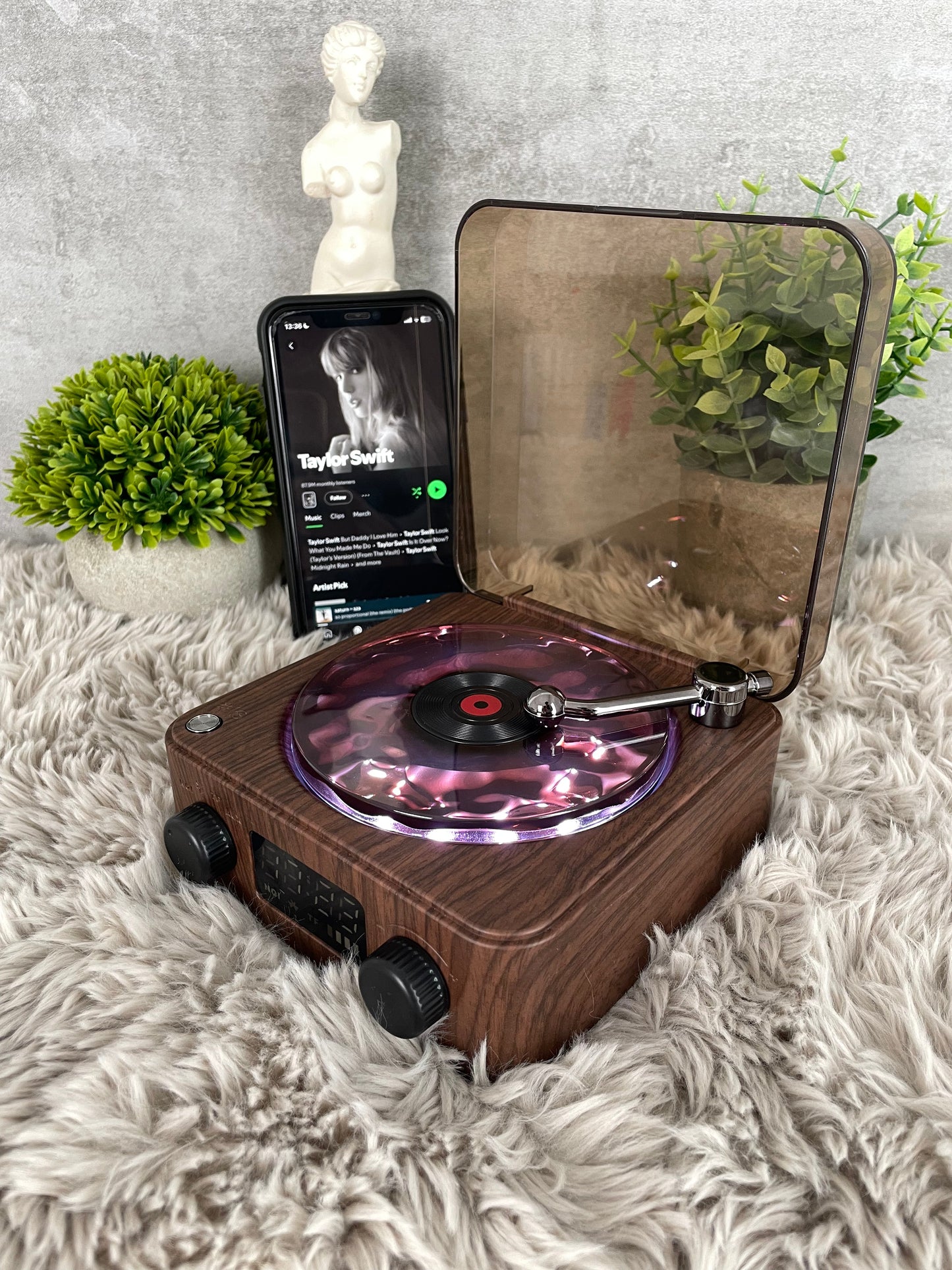 Attrendy™ Retro Wave