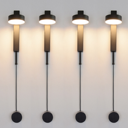 Emelie - Goldene Wandleuchte mit Dimmschalter