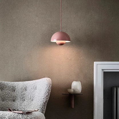 Eydis – Bauhaus Pendant Light Flowerpot
