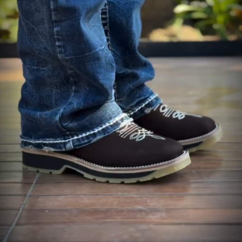 Classic Leather Cowboy Boots-Black