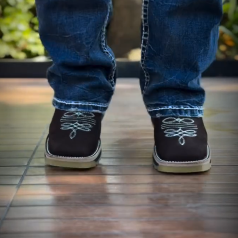 Classic Leather Cowboy Boots-Black